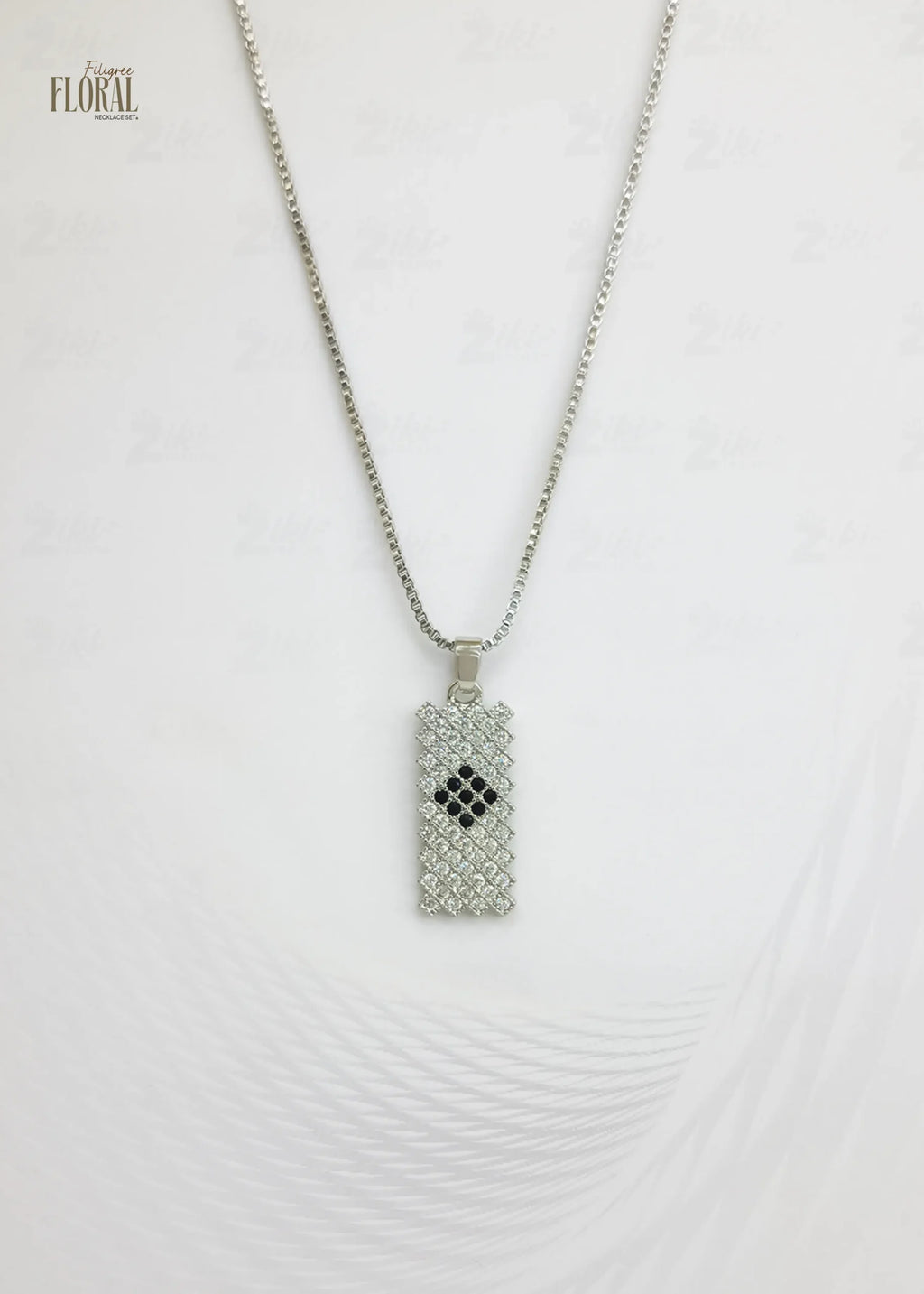 Filigree Floral Necklace Set